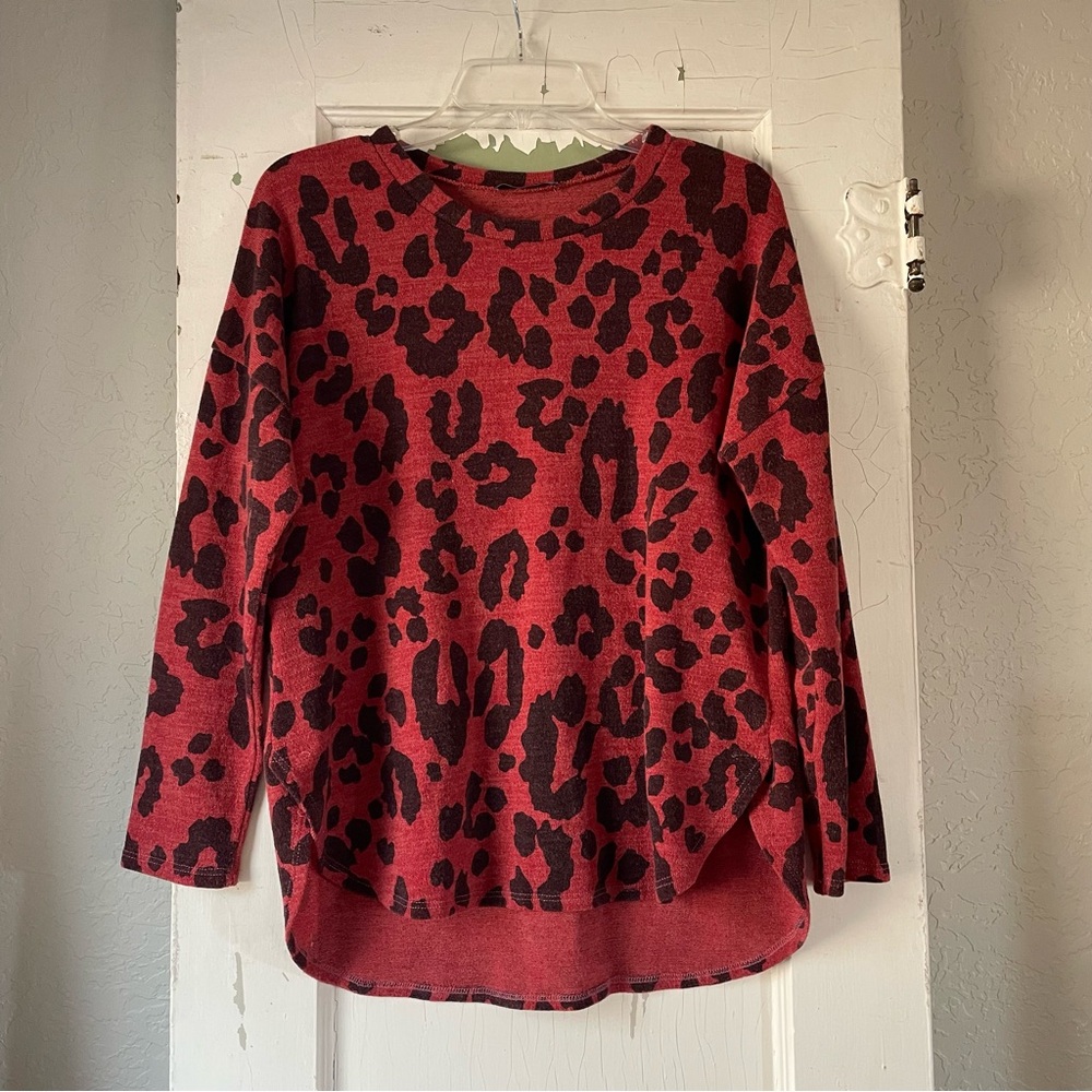 Bombom Animal print sweater size small